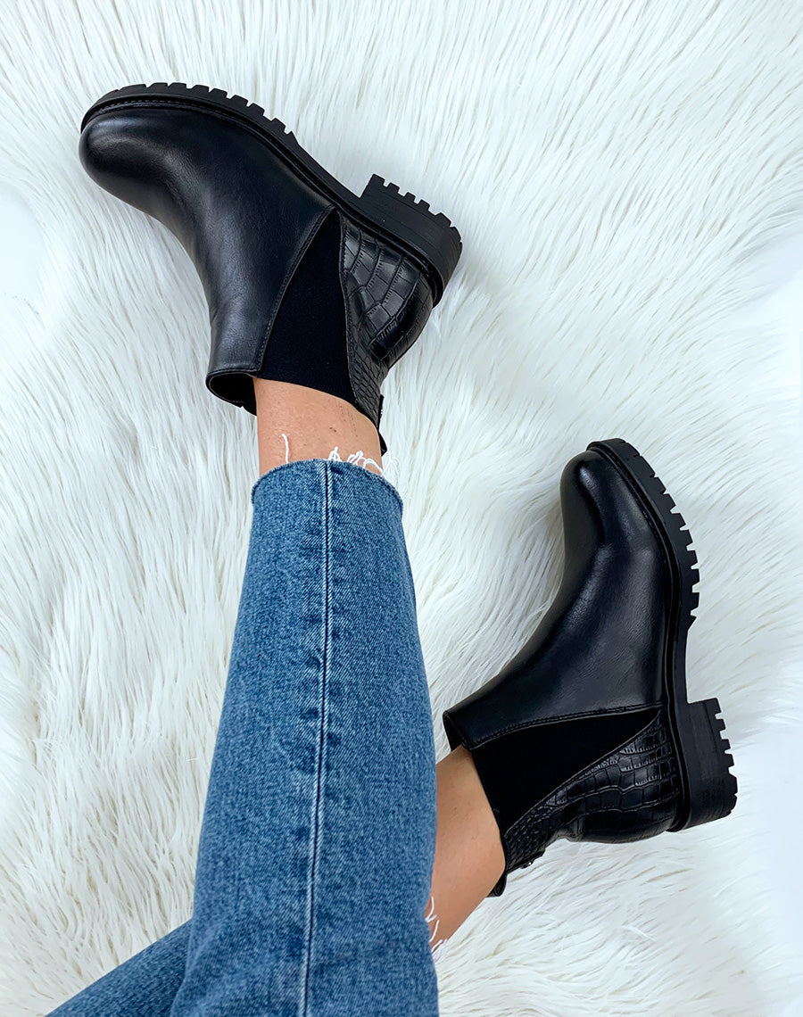 Bottines basses noires effet croco