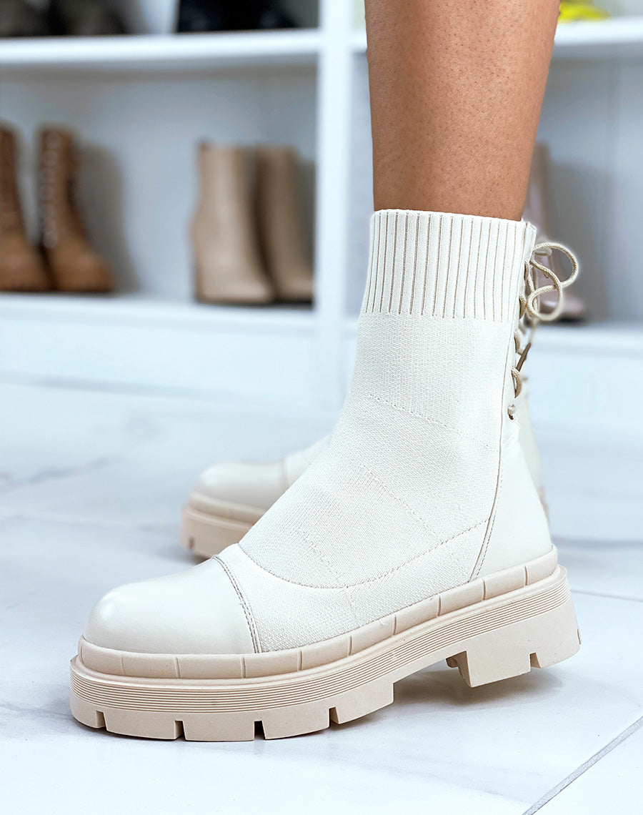 Bottines beiges effet chaussette à lacet arrière