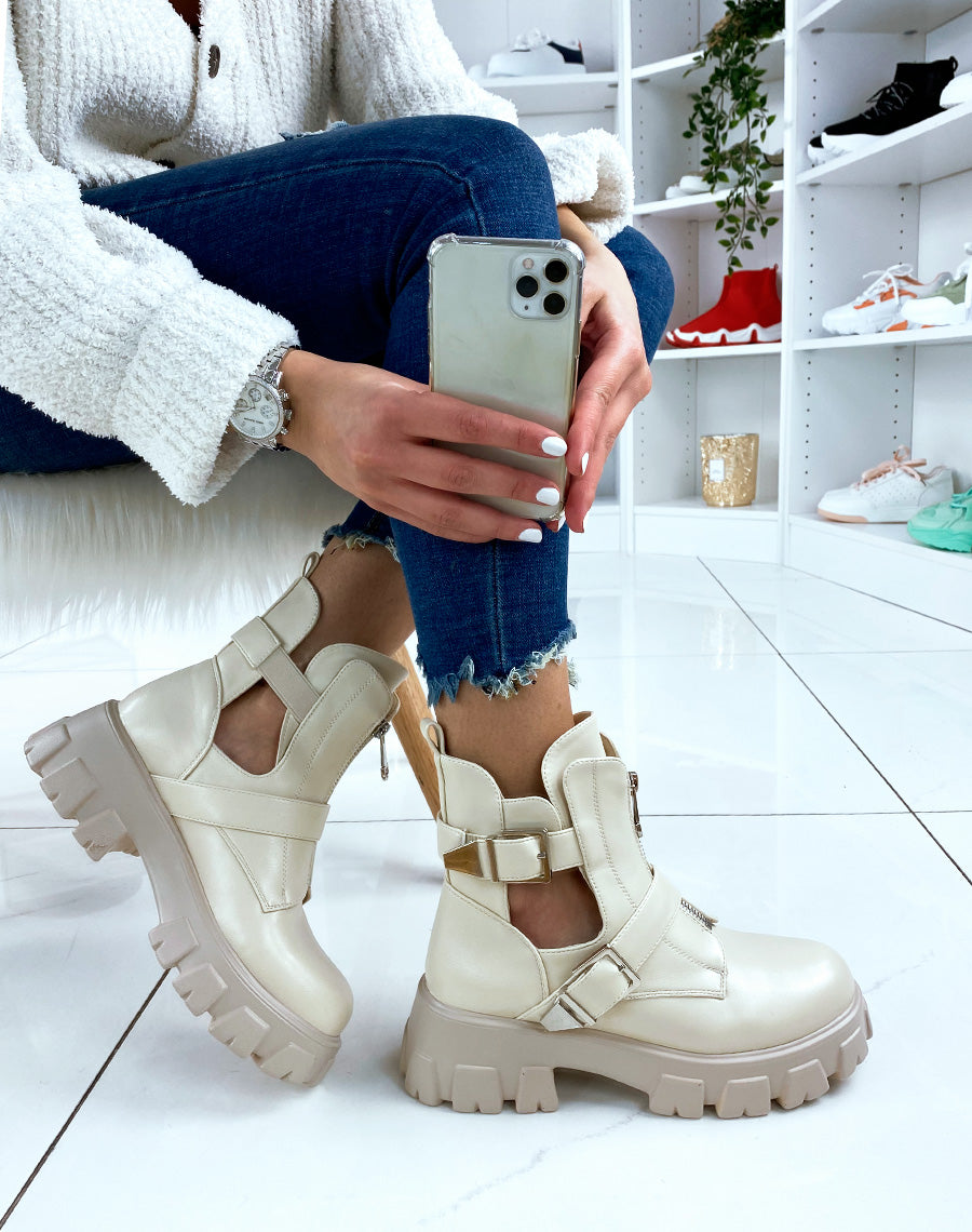 Bottines beiges ouvertes à double lanières et zip