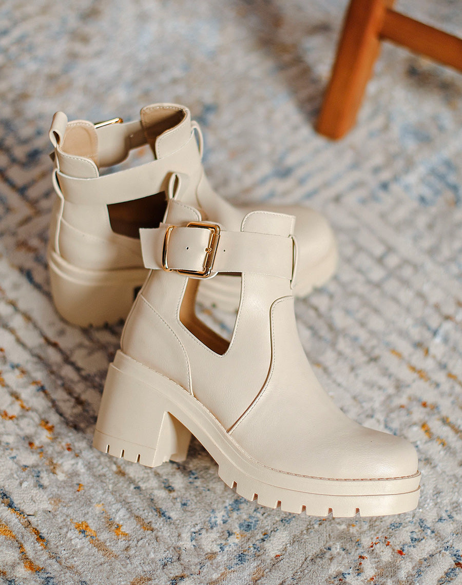 Bottines beiges ouvertes à talon