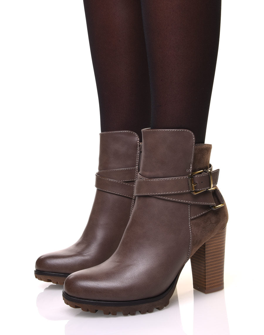 Bottines bi-matière taupe à talon haut
