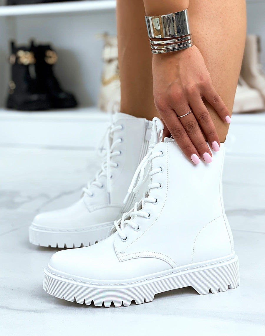 Blanche Porte Chaussure Compensée Blanche Bottines Blanches