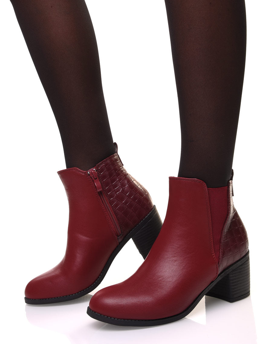 Bottines bordeaux à talons détail imprimé croco