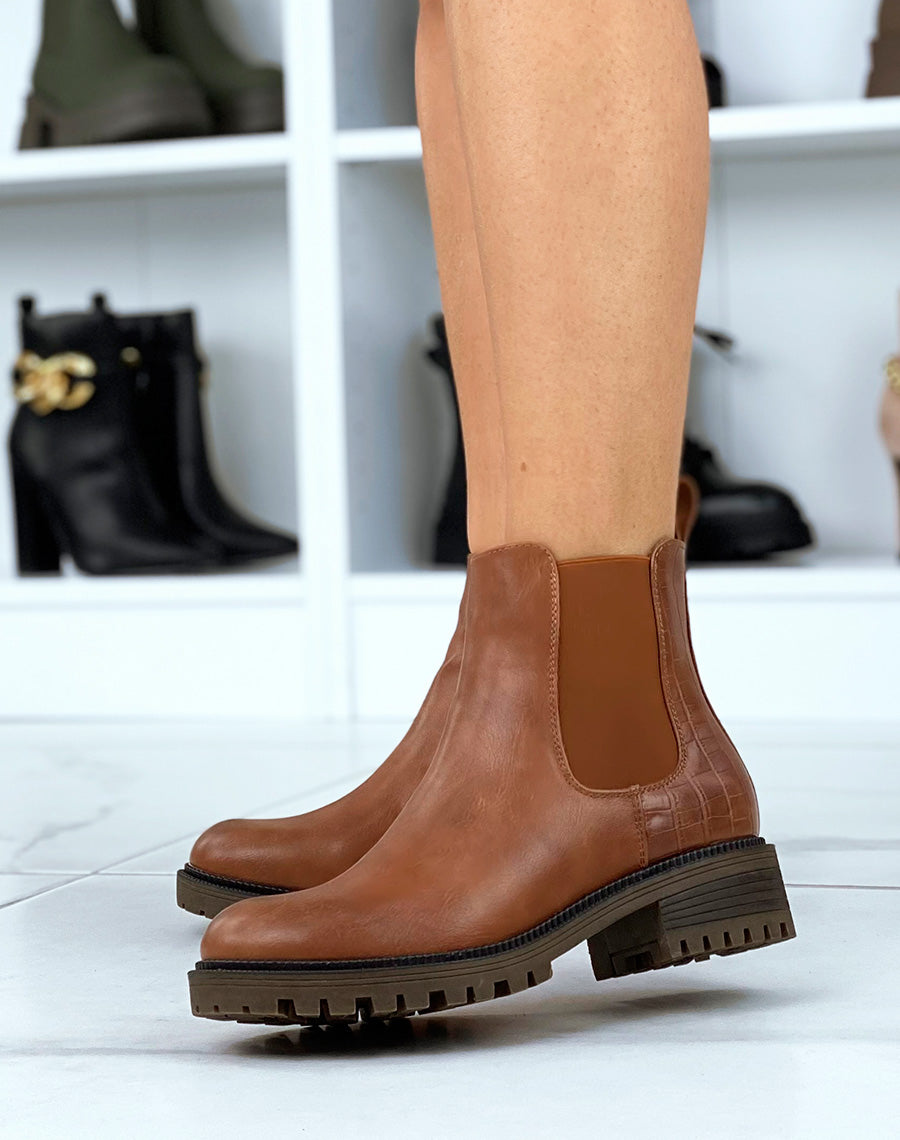 Bottines camel basses avec effet croco