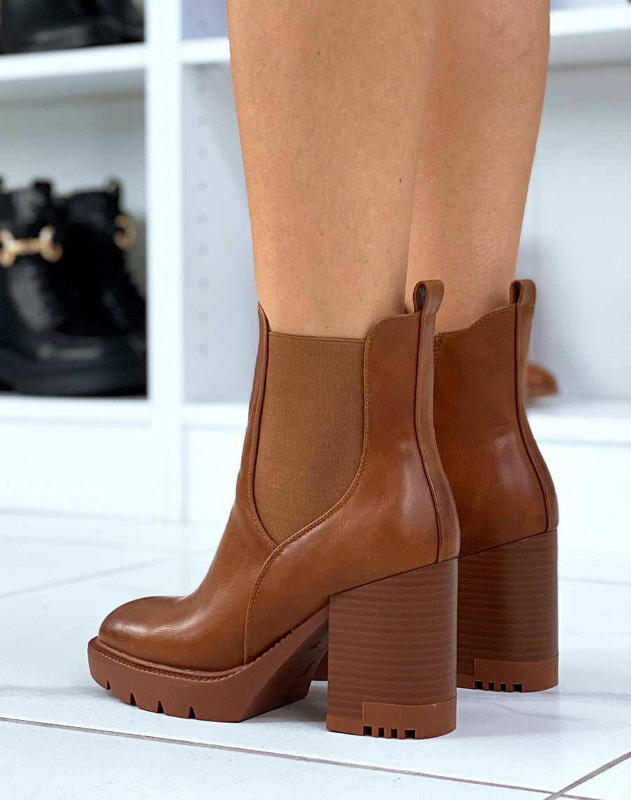 Bottines camel inspiration chelsea à haut talon épais