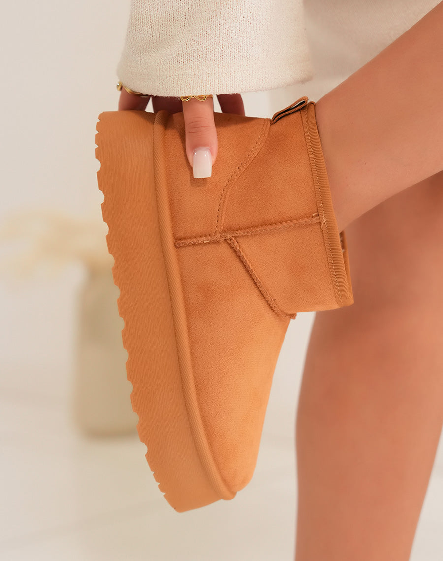 BOTTINES CAMEL ? PLATEFORME FOURR?ES