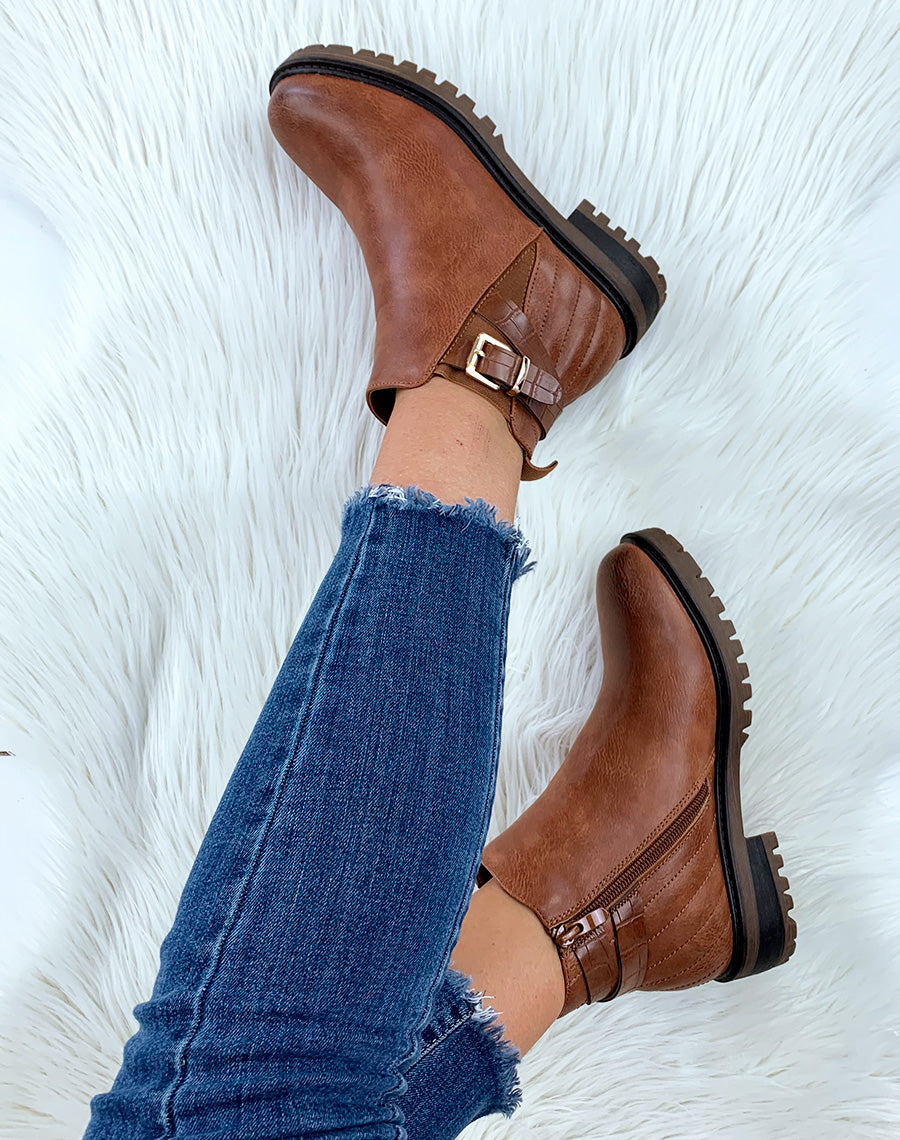 Bottines camel à sangles