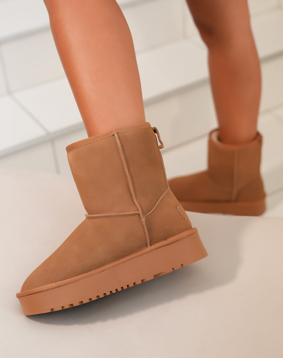 Bottines femme camel en cuir à plateforme épaisse fourrées et tendance