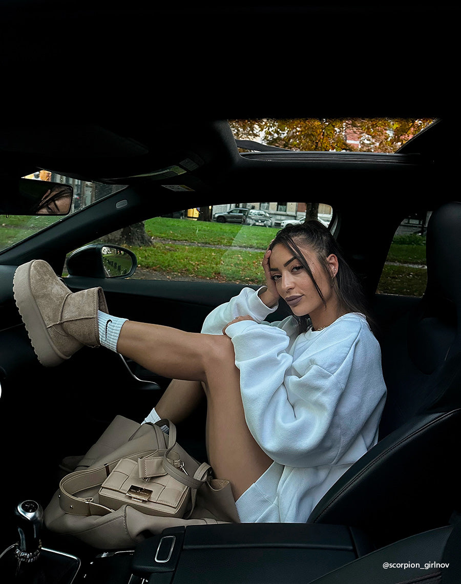 Bottines femme kaki mi-hautes : L'alliance parfaite