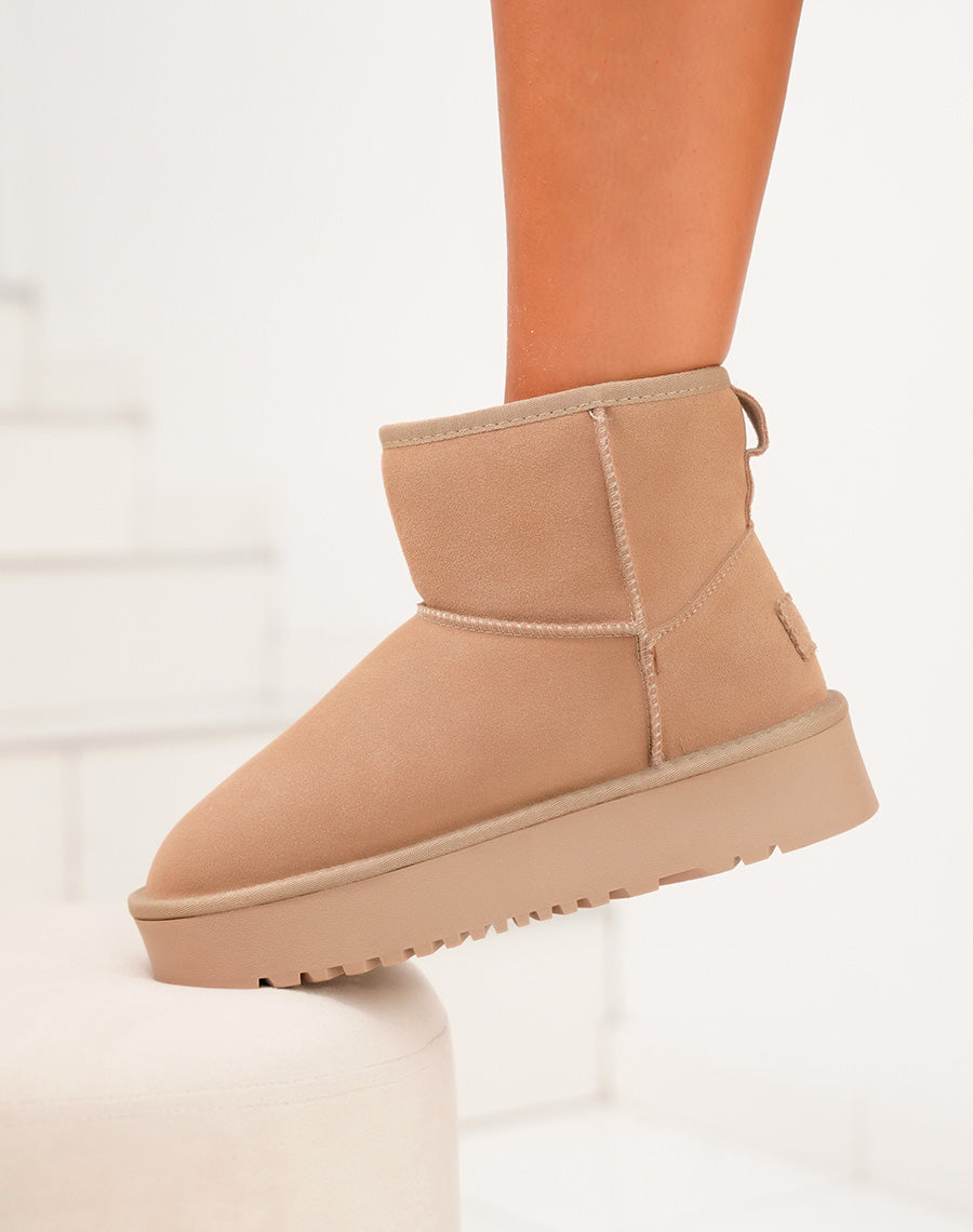 Bottines femme taupe mi-hautes en cuir à plateforme épaisse fourrées et tendance