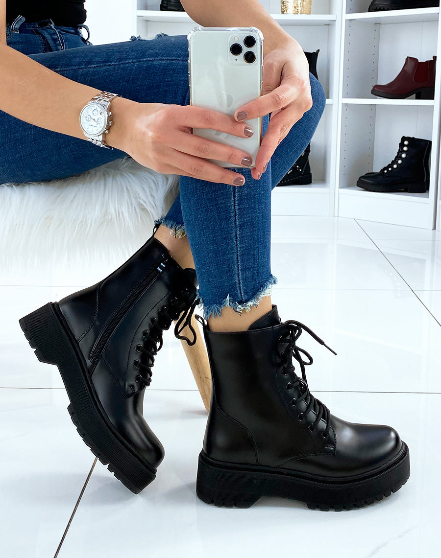 Bottines mat noir à grosse plateforme
