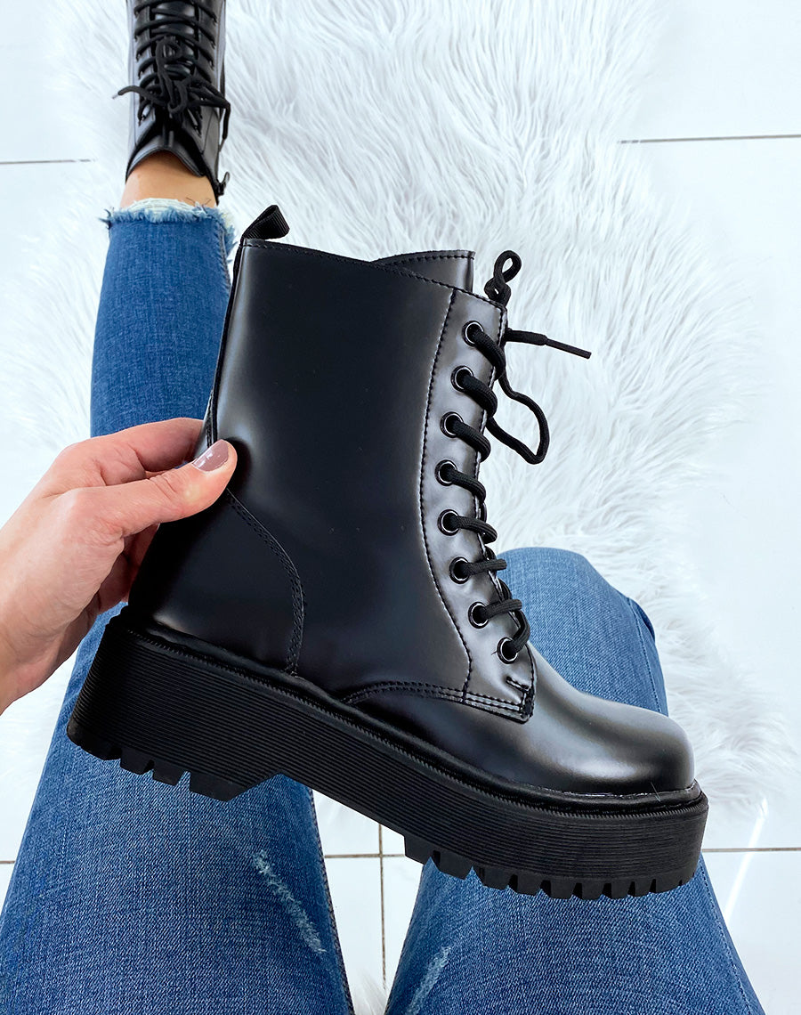 Bottines mat noir à grosse plateforme