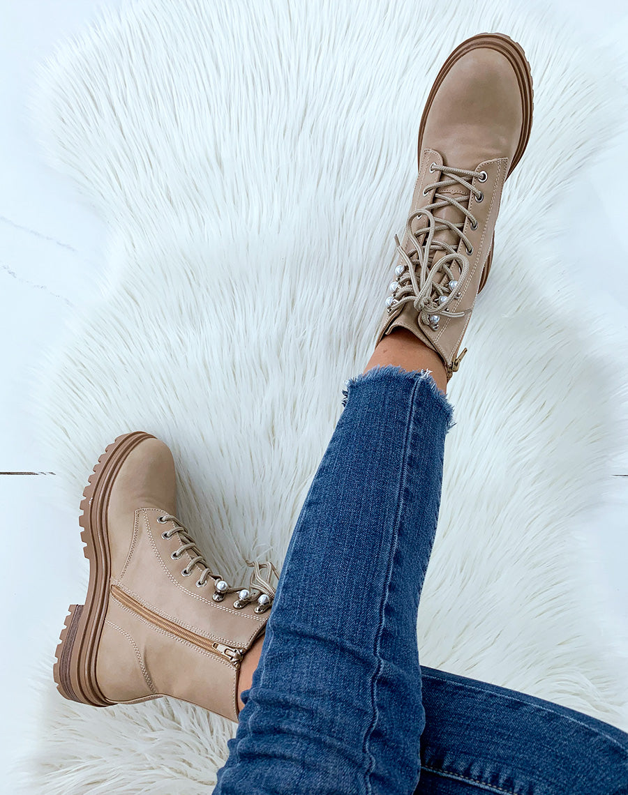 Bottines montantes beiges