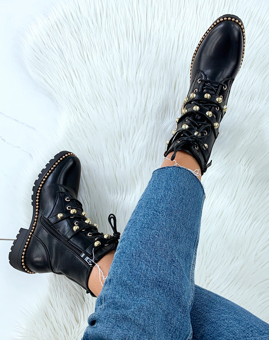 Bottines montantes noires à détails dorés