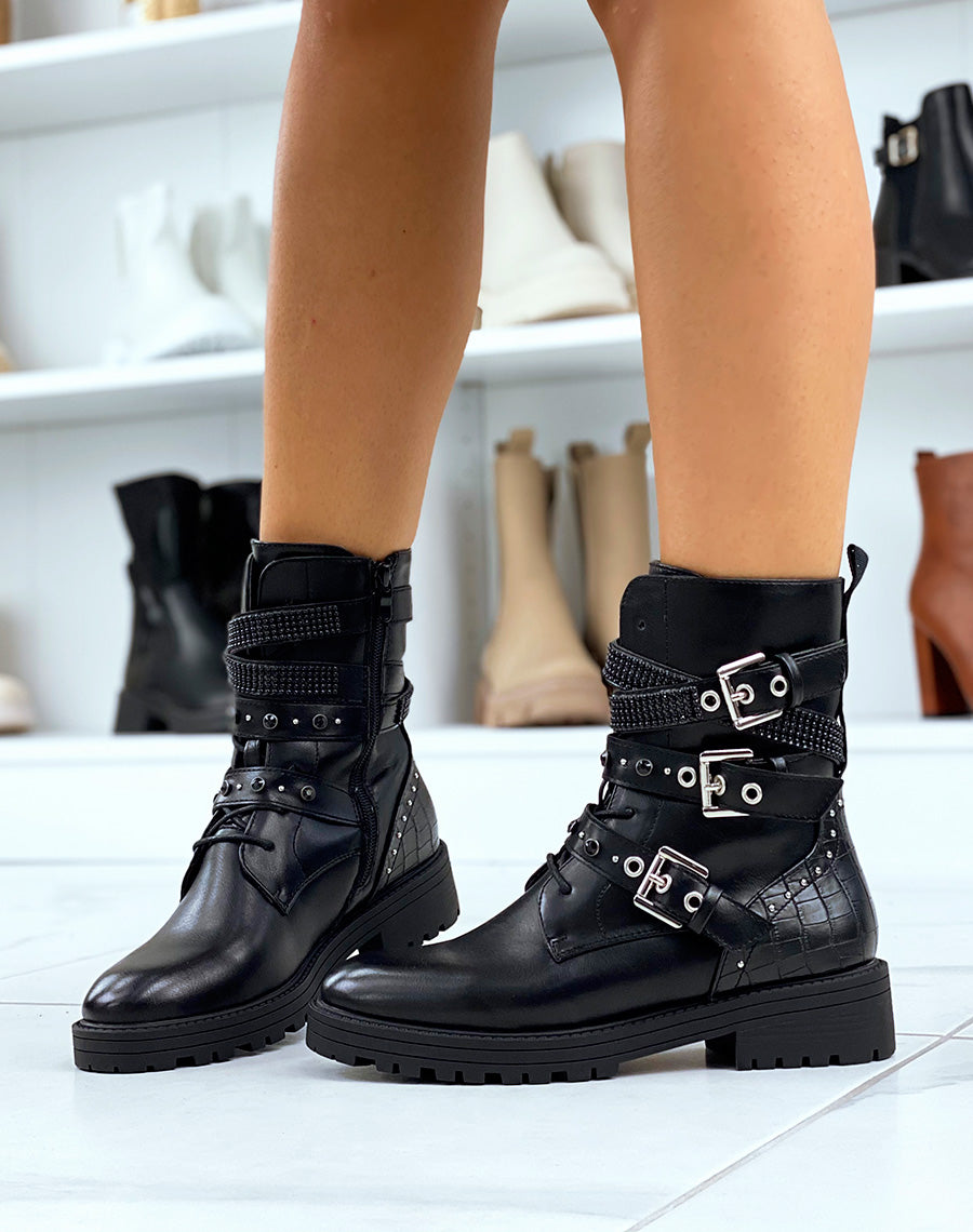 Bottines montantes noires à lanières cloutée