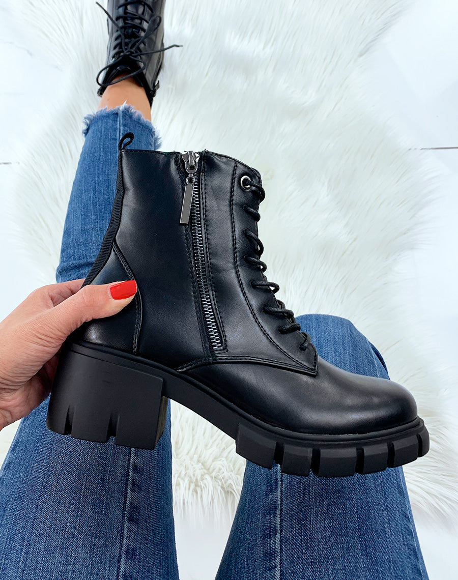 Bottines noir mat à talon mi-haut