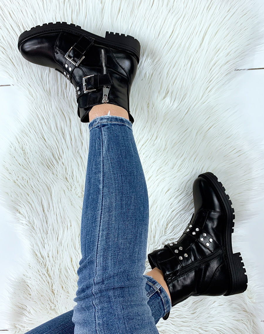 Bottines noires à double lanières et fermeture