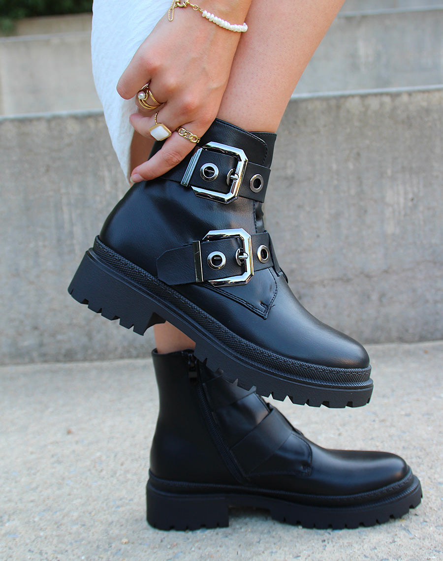 Bottines noires à double sangles