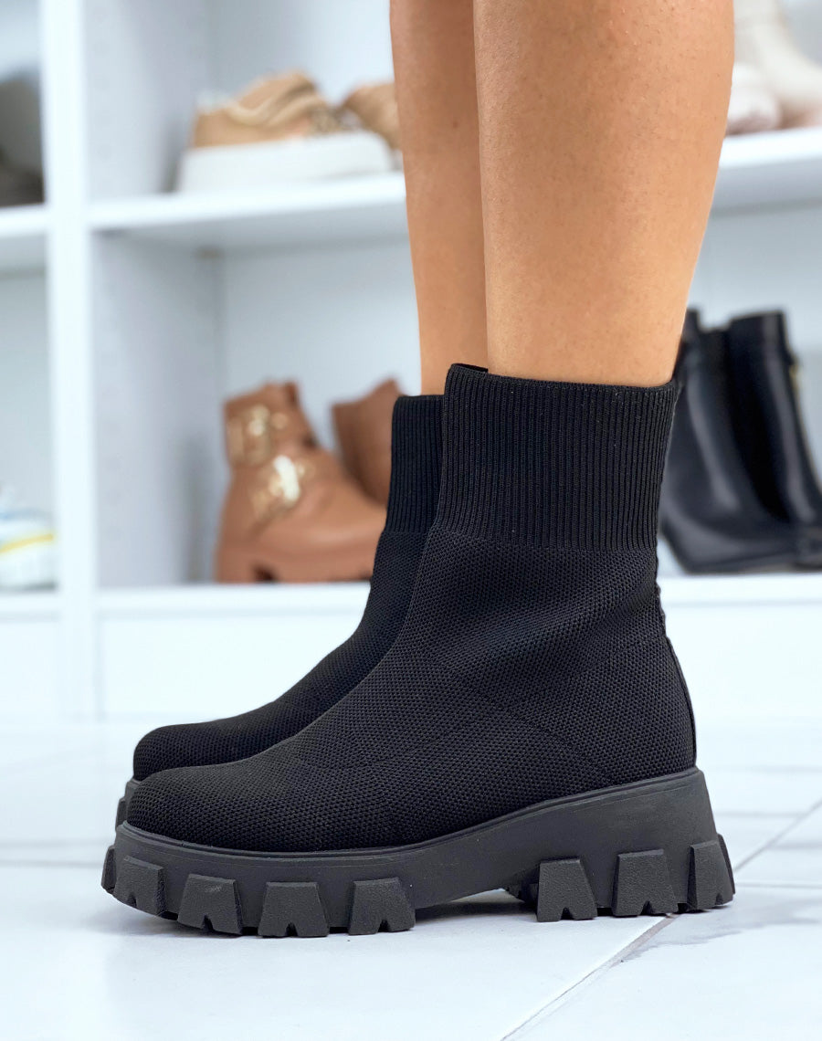 Bottines noires effet chaussette à semelle épaisse crantée