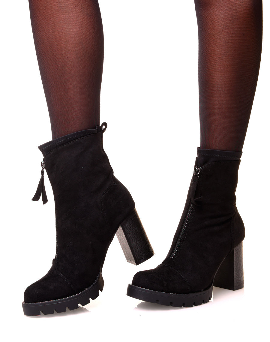 Bottines noires en suédine à talons effet chaussette