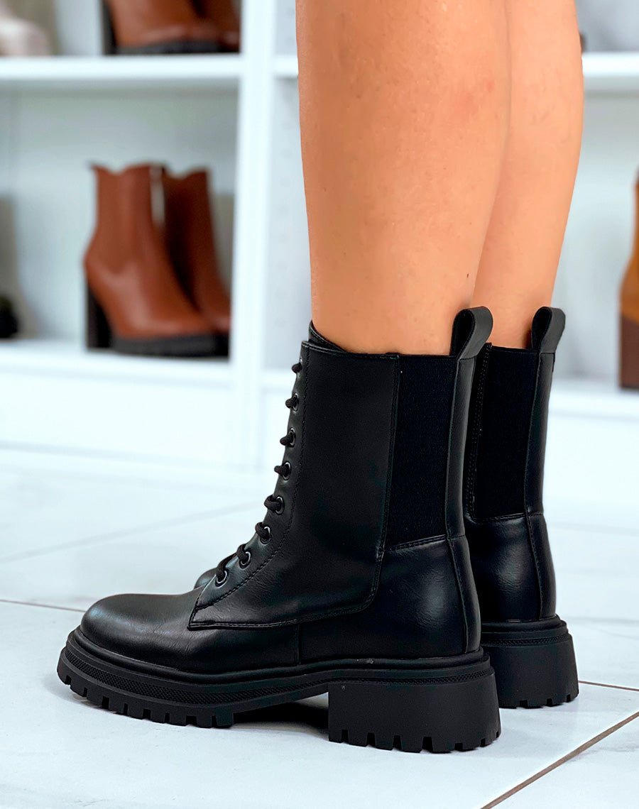 BOTTINES NOIRES GLAMOUR ? LACETS