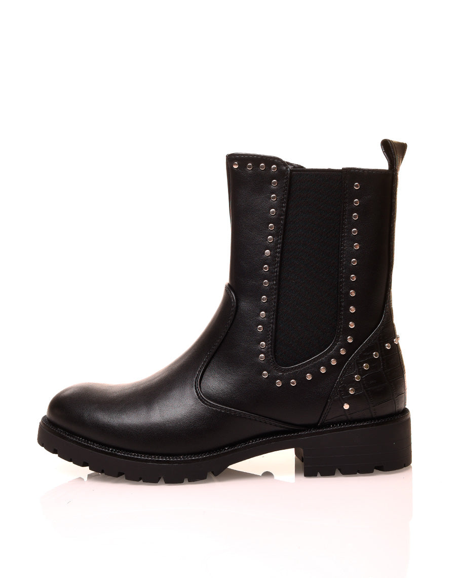 Bottines noires montante cloutés