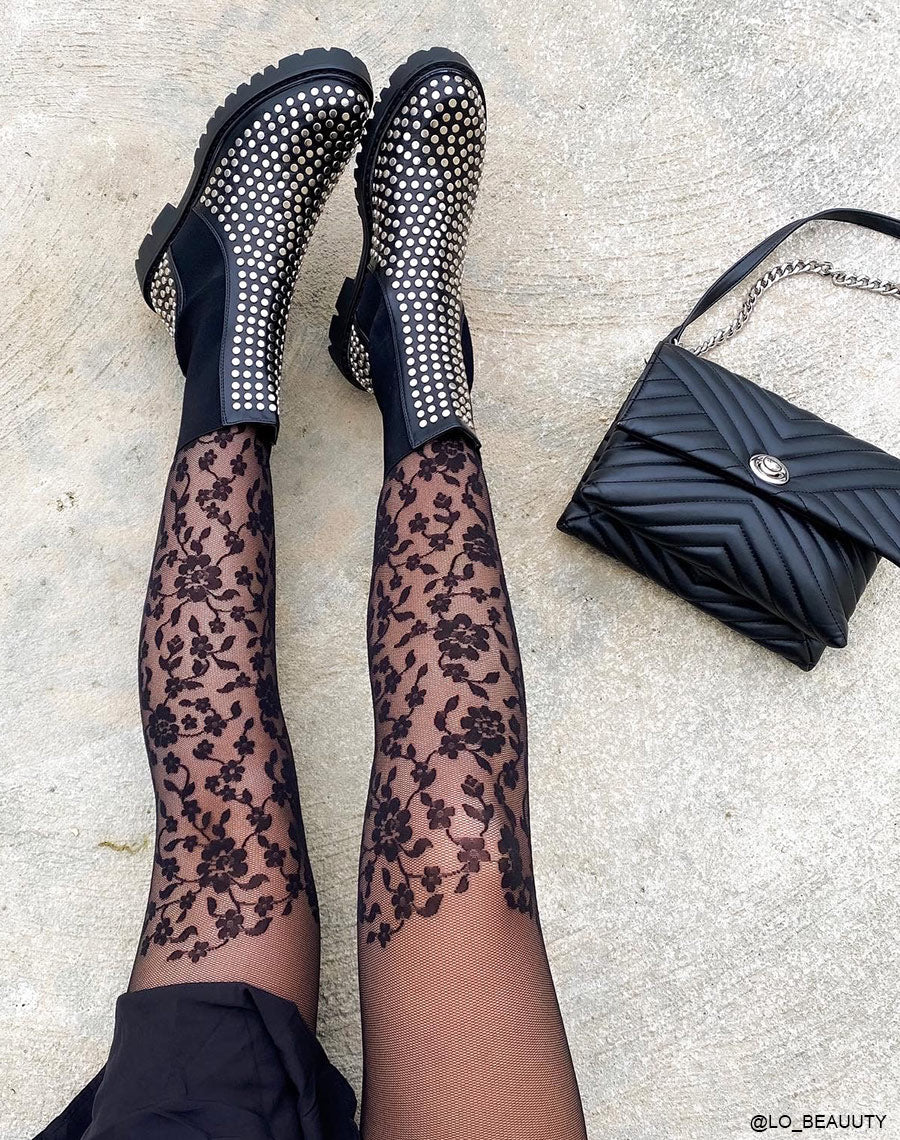 Bottines noires ornées de clous