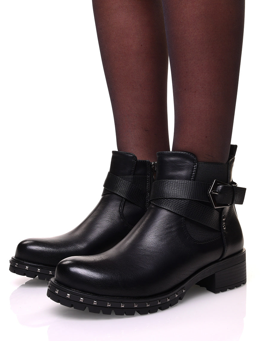 Bottines noires à sangles effet croco entrelacées