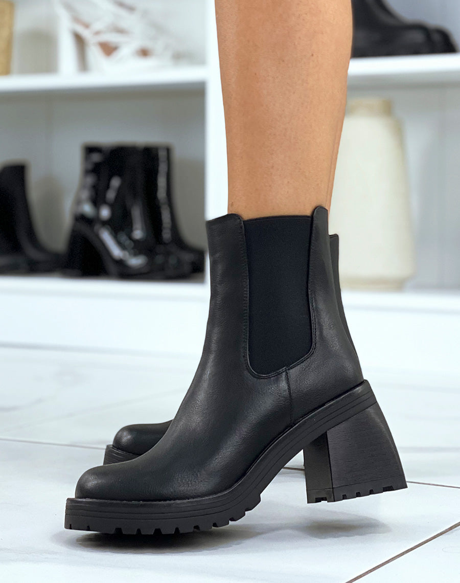 Bottines noires style chelsea à talon carré arrondi