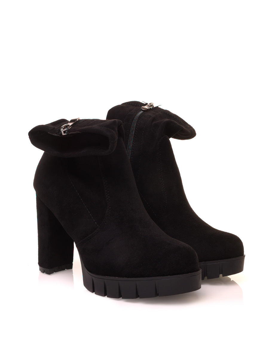 Bottines noires à talon en suédine à plateforme épaisse