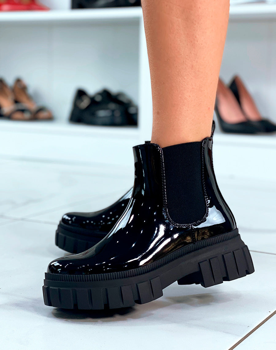 Bottines style Chelsea noirs vernis