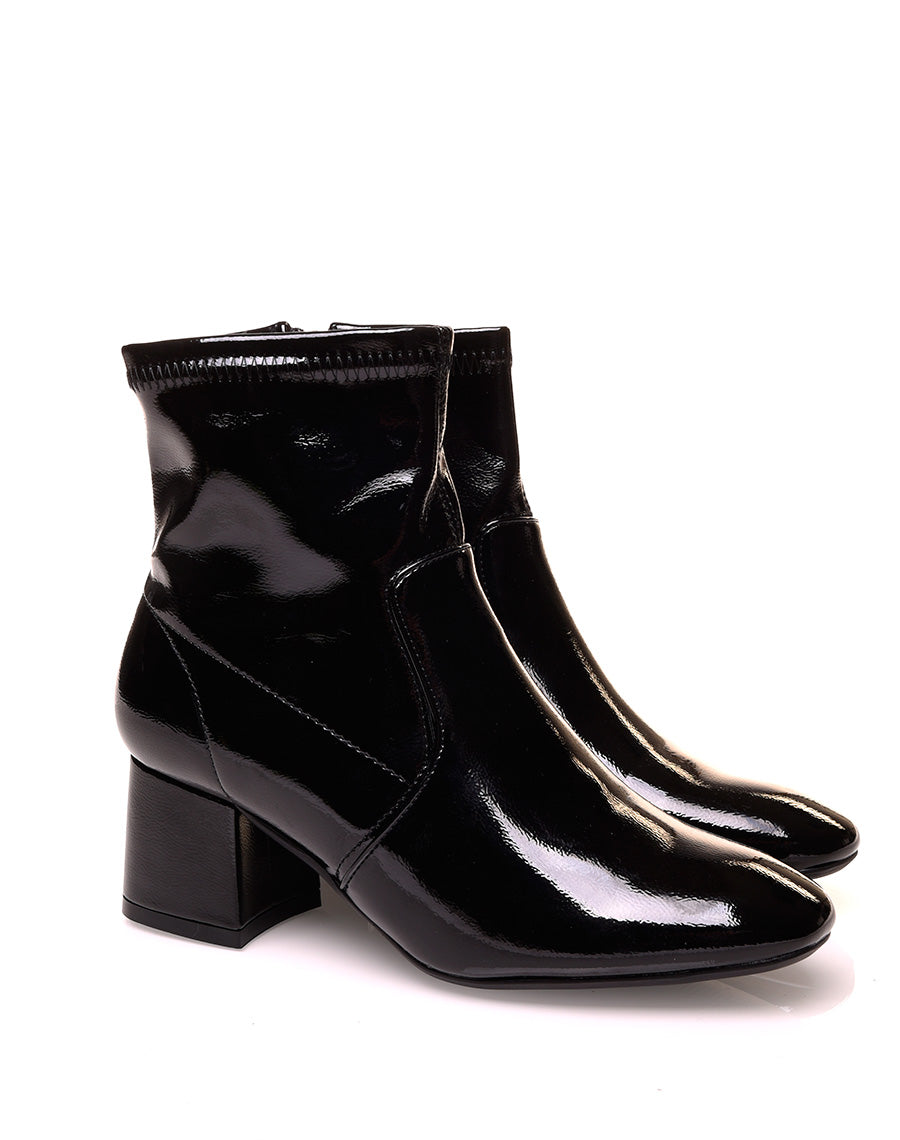 Bottines à talon carré vernis noirs