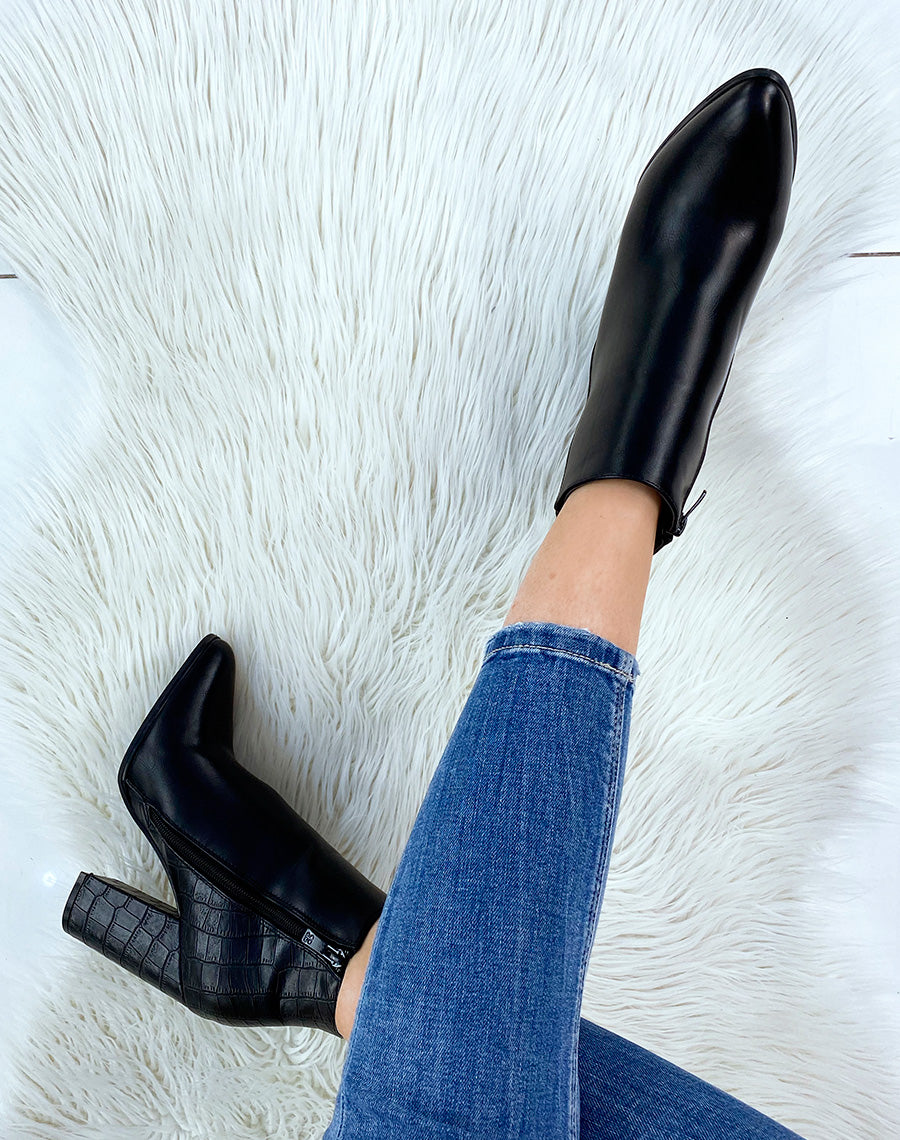 Bottines à talons et à bout pointu bi-matières effet croco