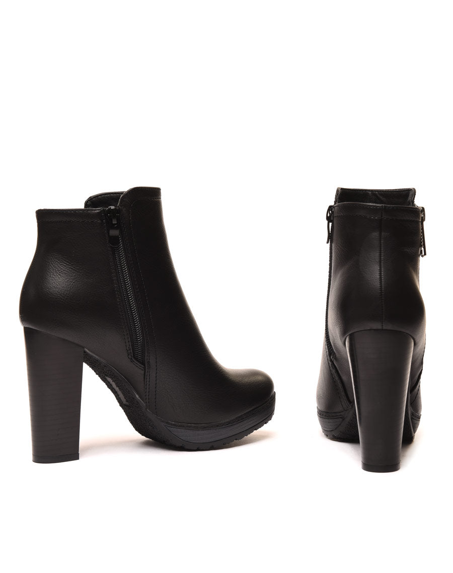Bottines à talons noires 