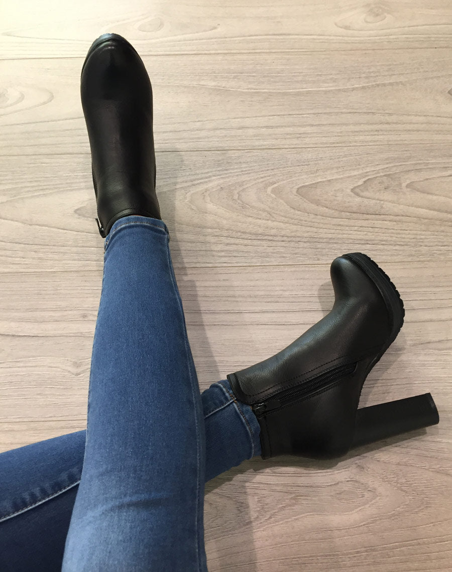 Bottines à talons noires 