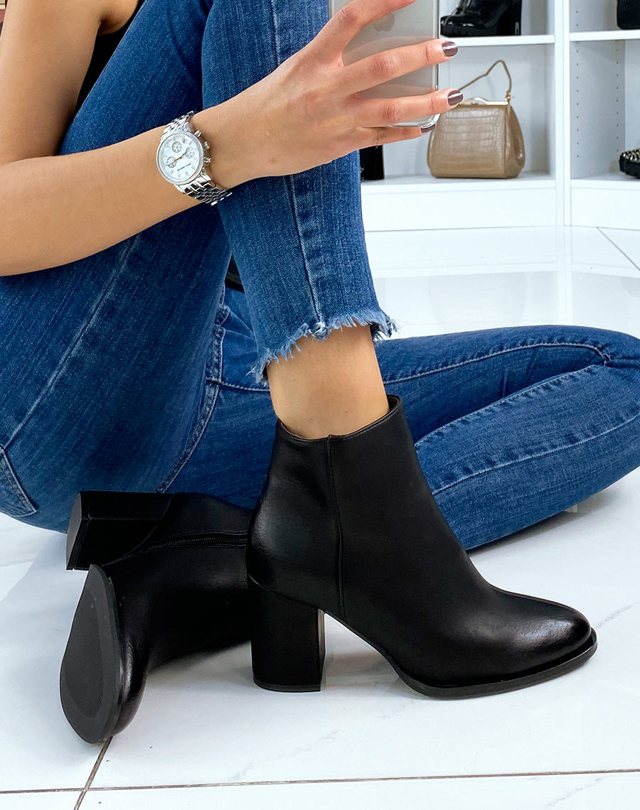 Bottines à talons noires en similicuir