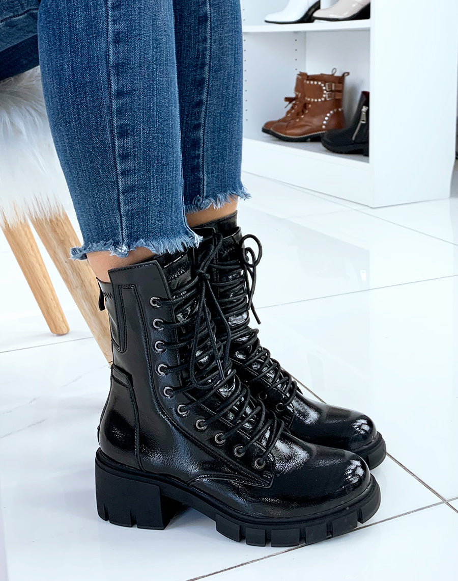 Bottines vernies noires à lacets