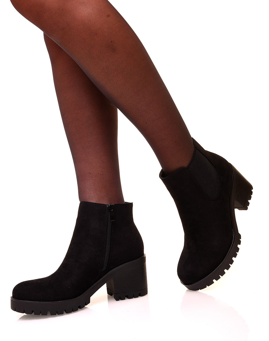 Chelsea boot noires en suédine à semelle crantée