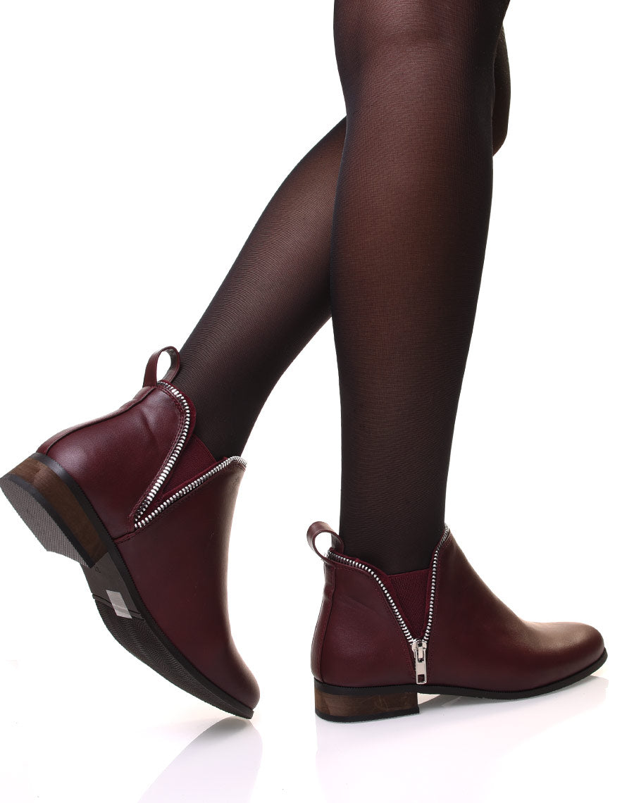 Chelsea boots bordeaux avec détails fermeture éclaire