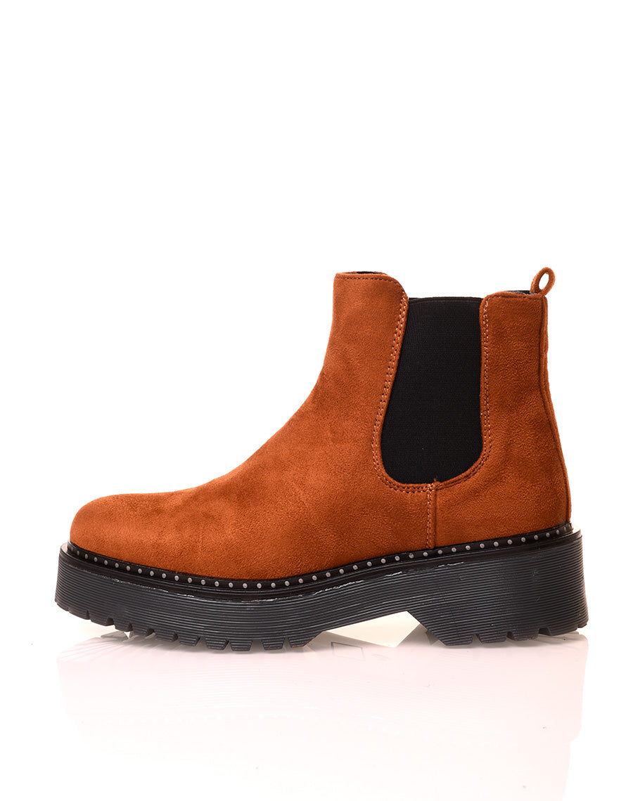 Chelsea boots camelles en suédine