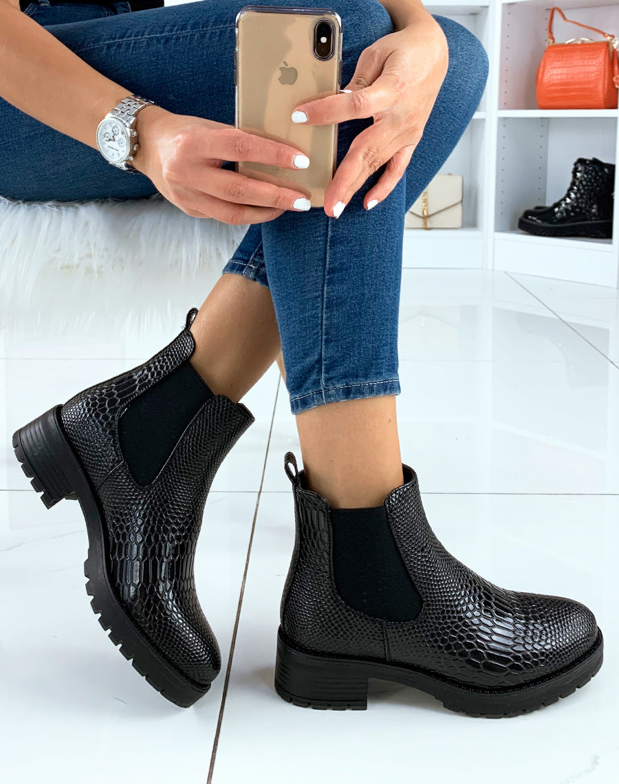 Chelsea boots noire effet croco vernie