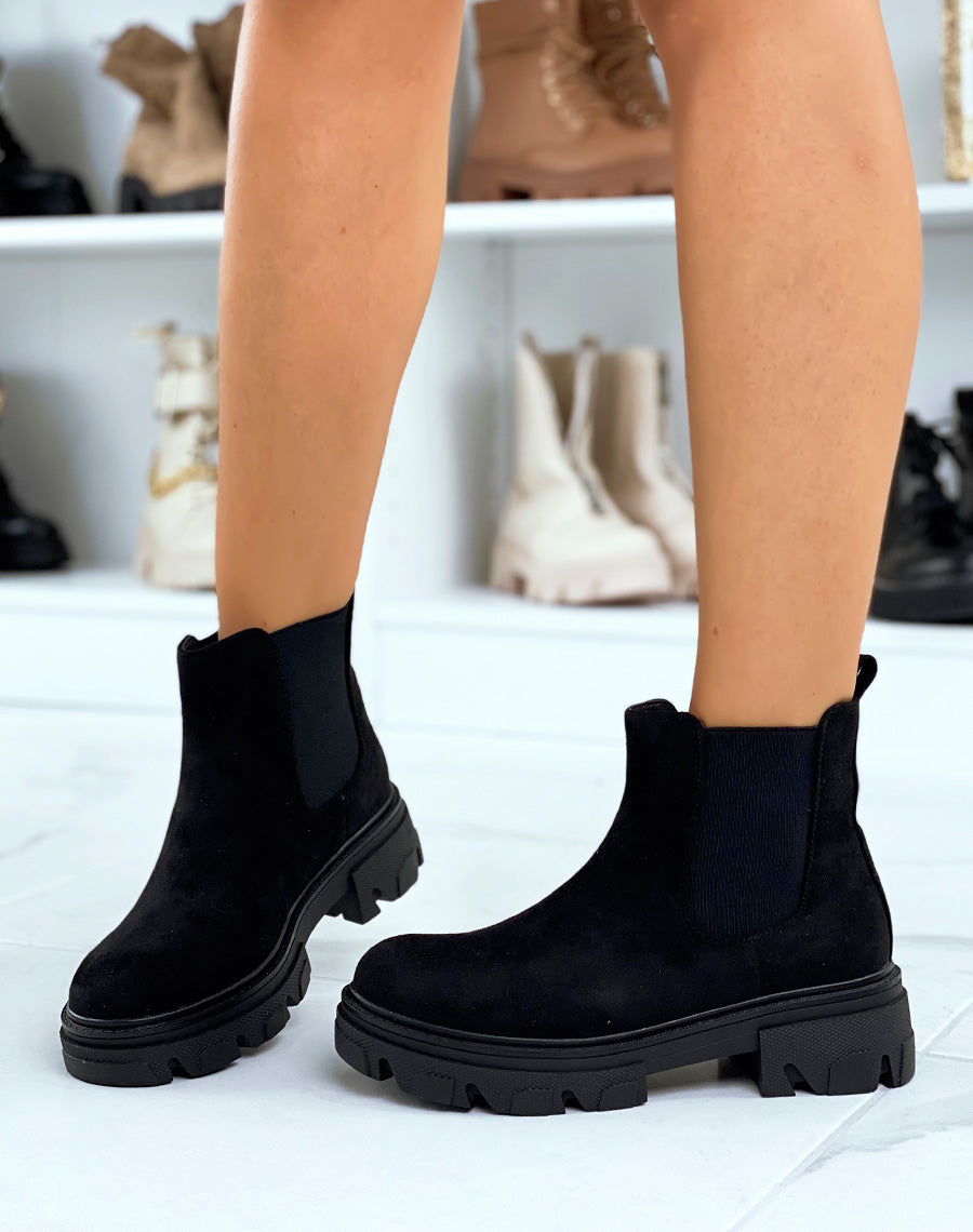 Chelsea boots noires en suédine à semelle crantée