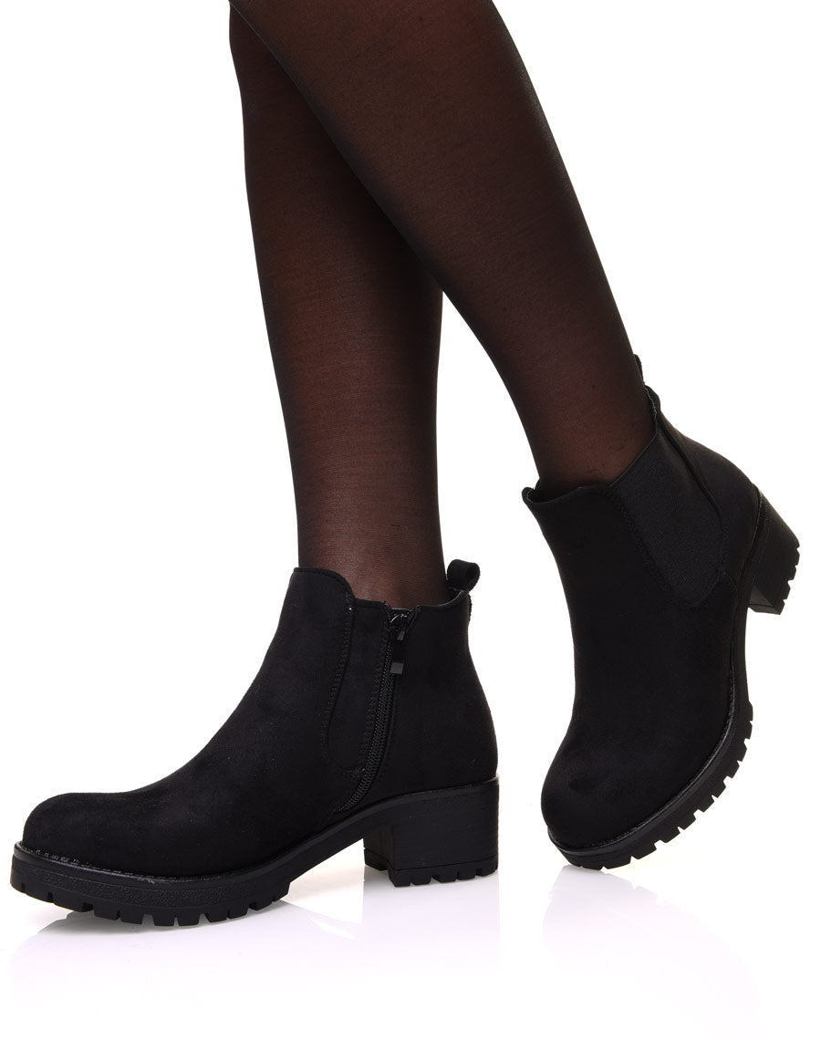 Chelsea boots noires en suédine à talon mi haut