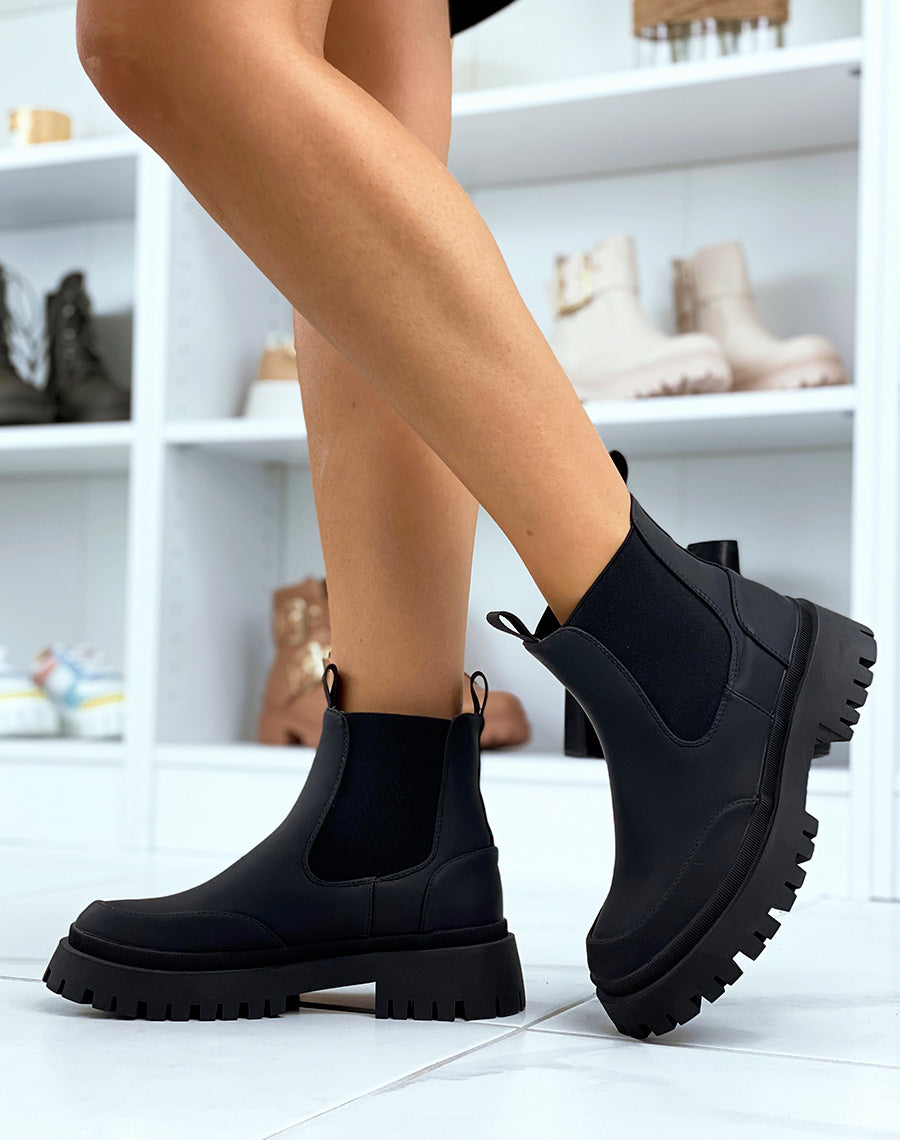 Chelsea noires effet imperméable et semelle talonnée