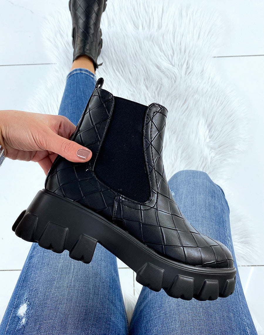 Chelsea noires tressées à semelle crantée