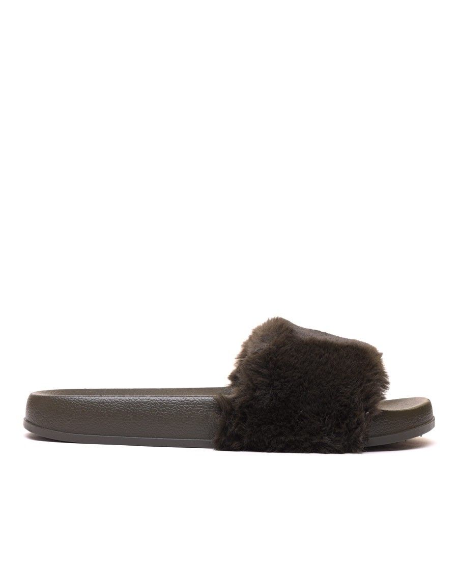Claquettes kaki à fourrure 