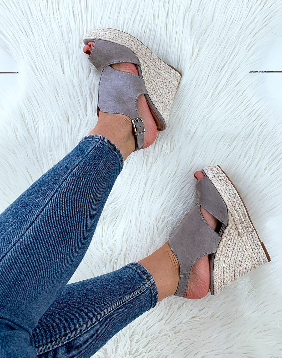 Compensée grise en suédine