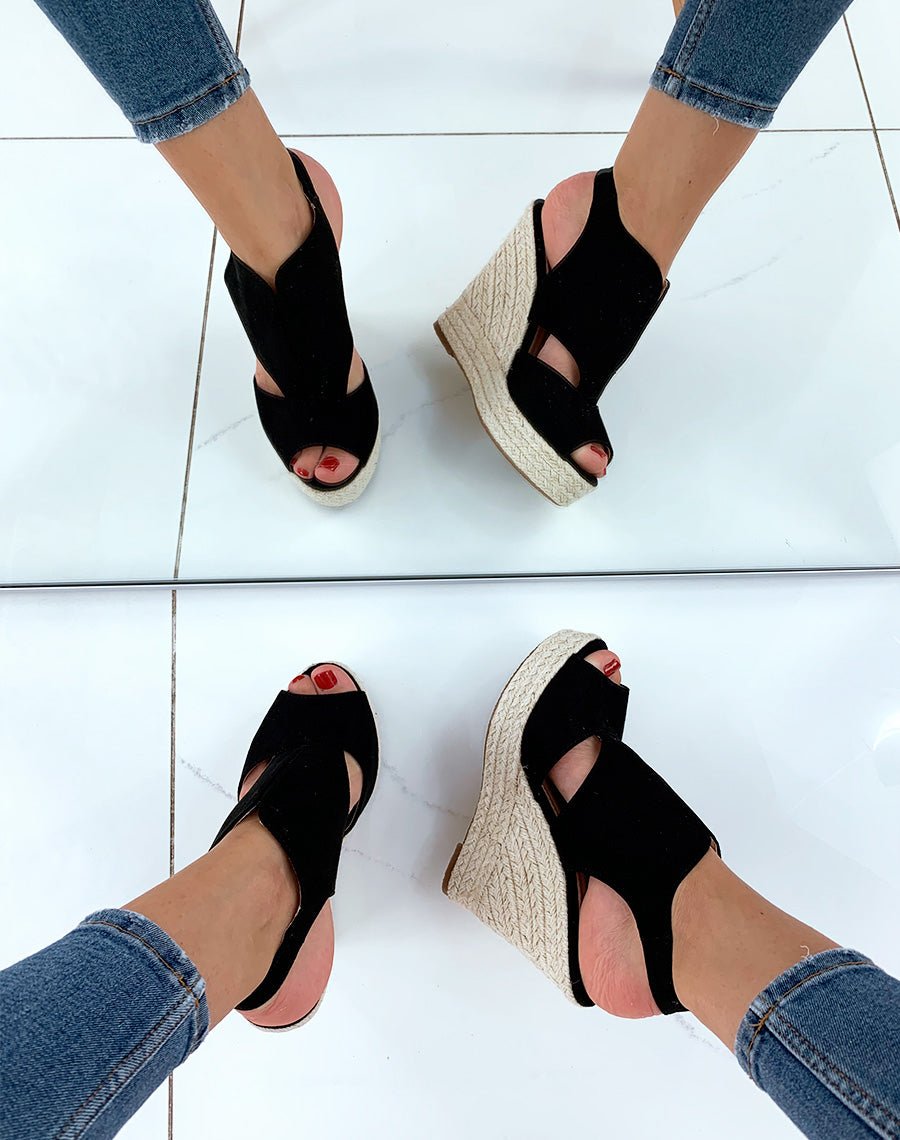 Compensée noire en suédine