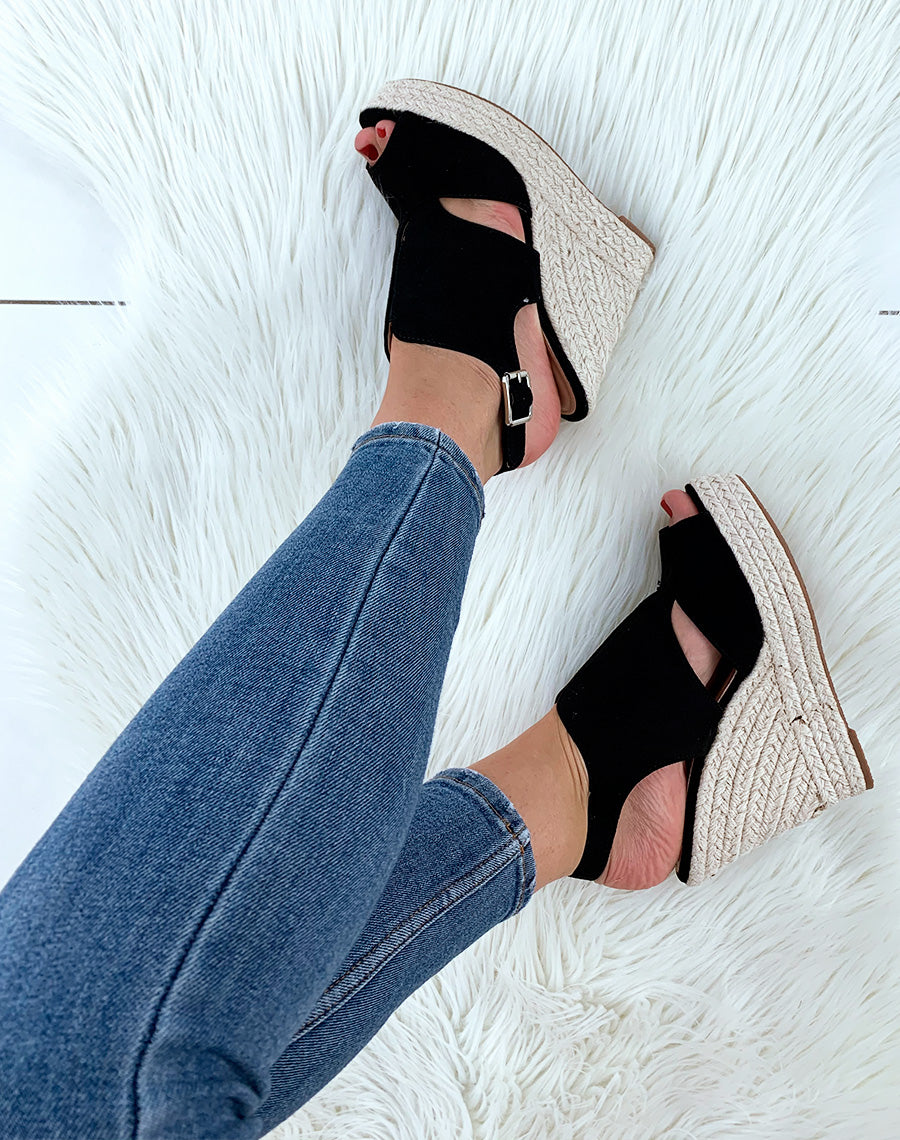 Compensée noire en suédine