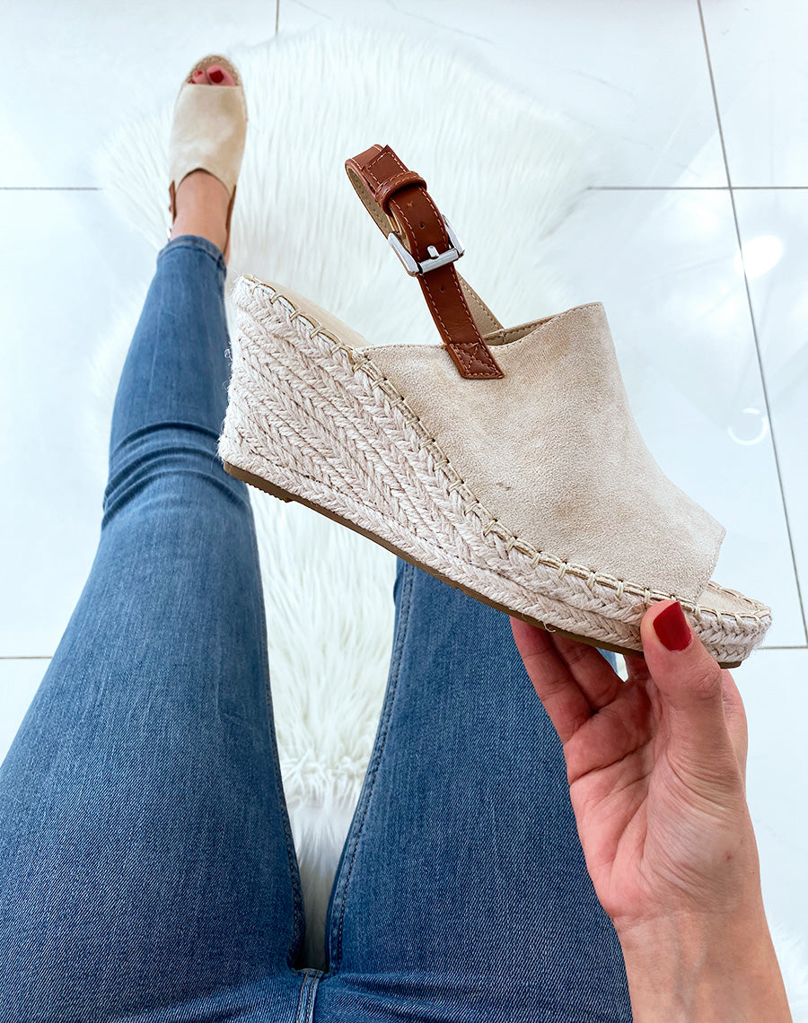 Compensées beiges ouvertes